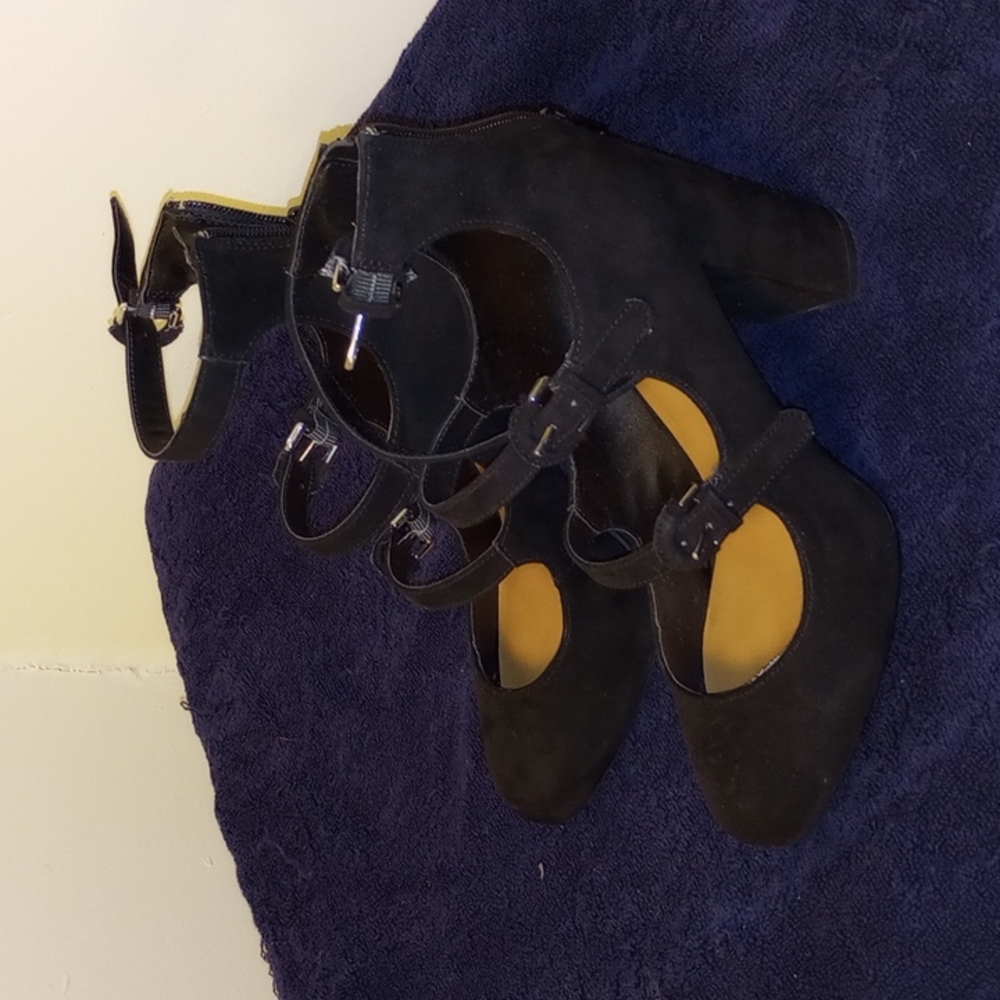Aldo black chunky heel